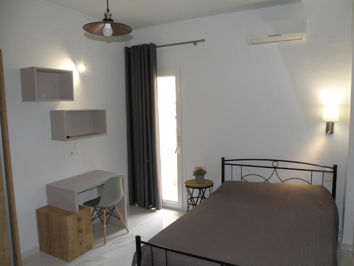 Talos Apartments And Studios 伊拉克利翁 外观 照片