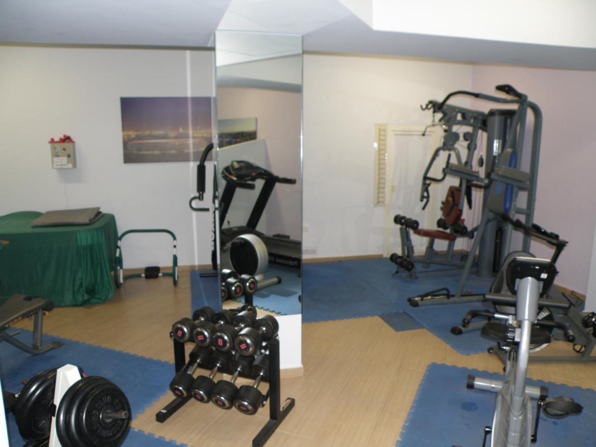 Talos Apartments And Studios 伊拉克利翁 外观 照片